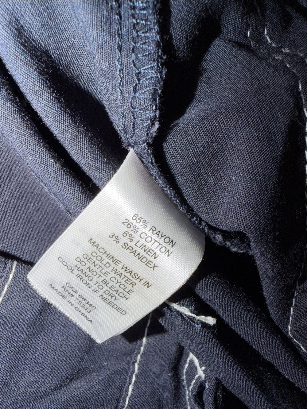 Nicole Miller Navy Contrast-Stitch Ankle Pants Size 6 - Picture 6 of 8